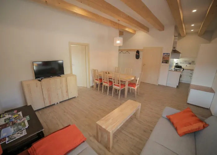 Pikon דירה בוהין